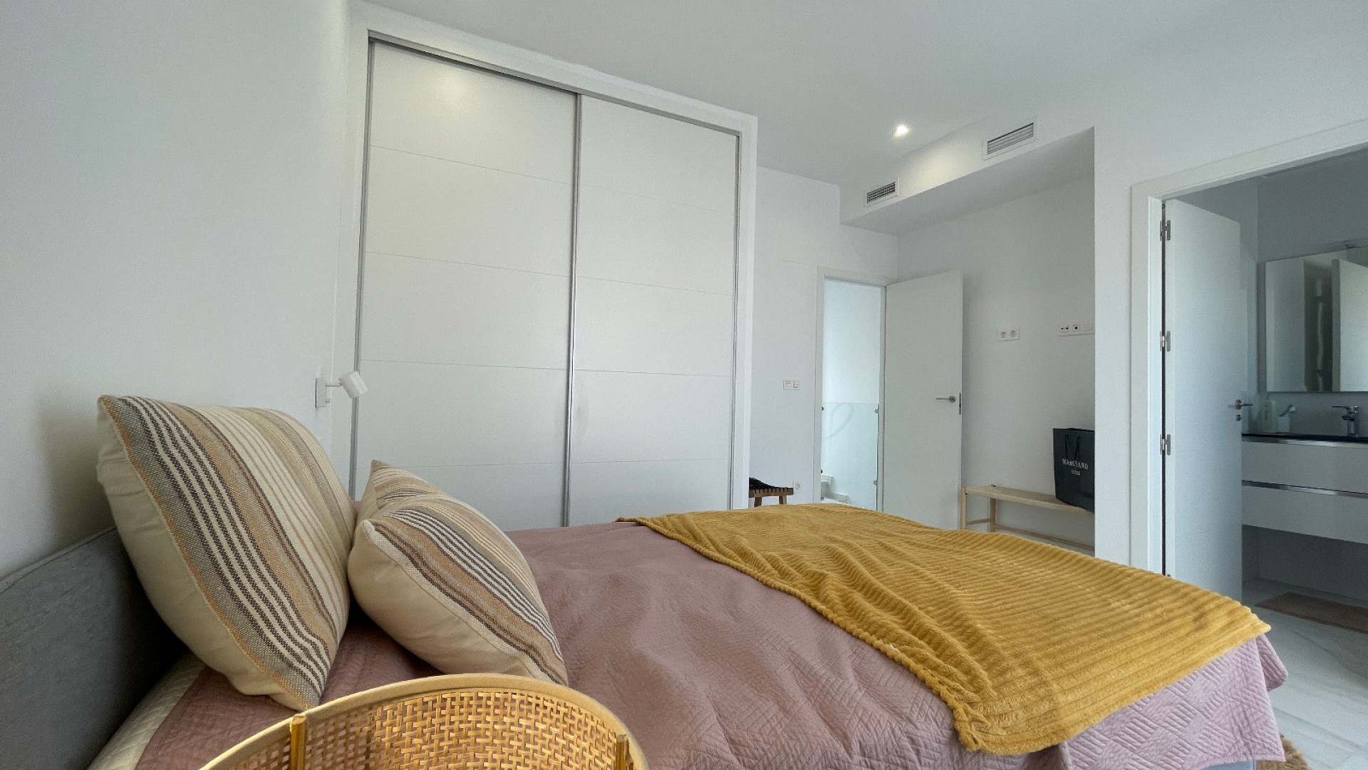 Venta - Villa adosada -
Benijofar