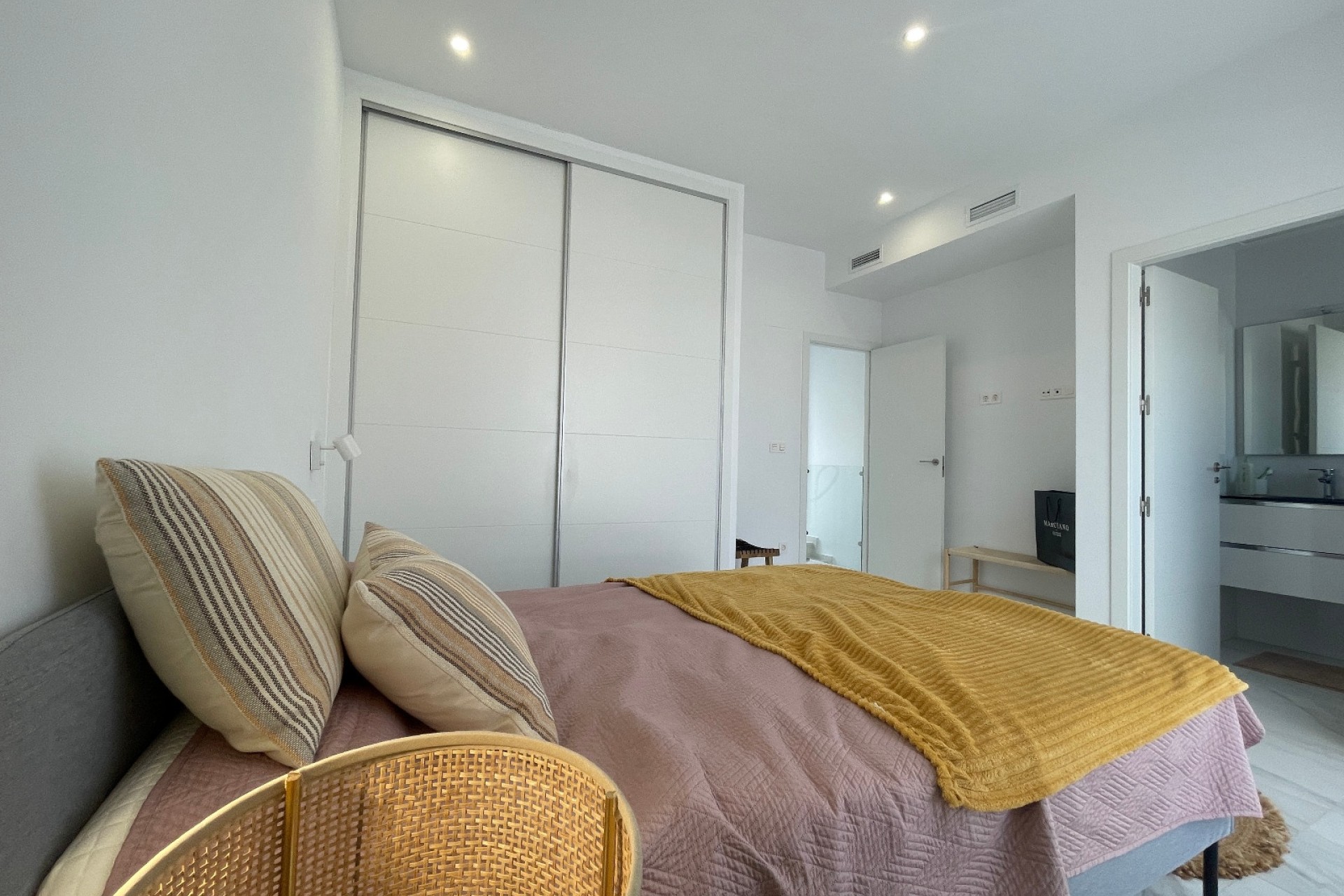 Venta - Villa adosada -
Benijofar