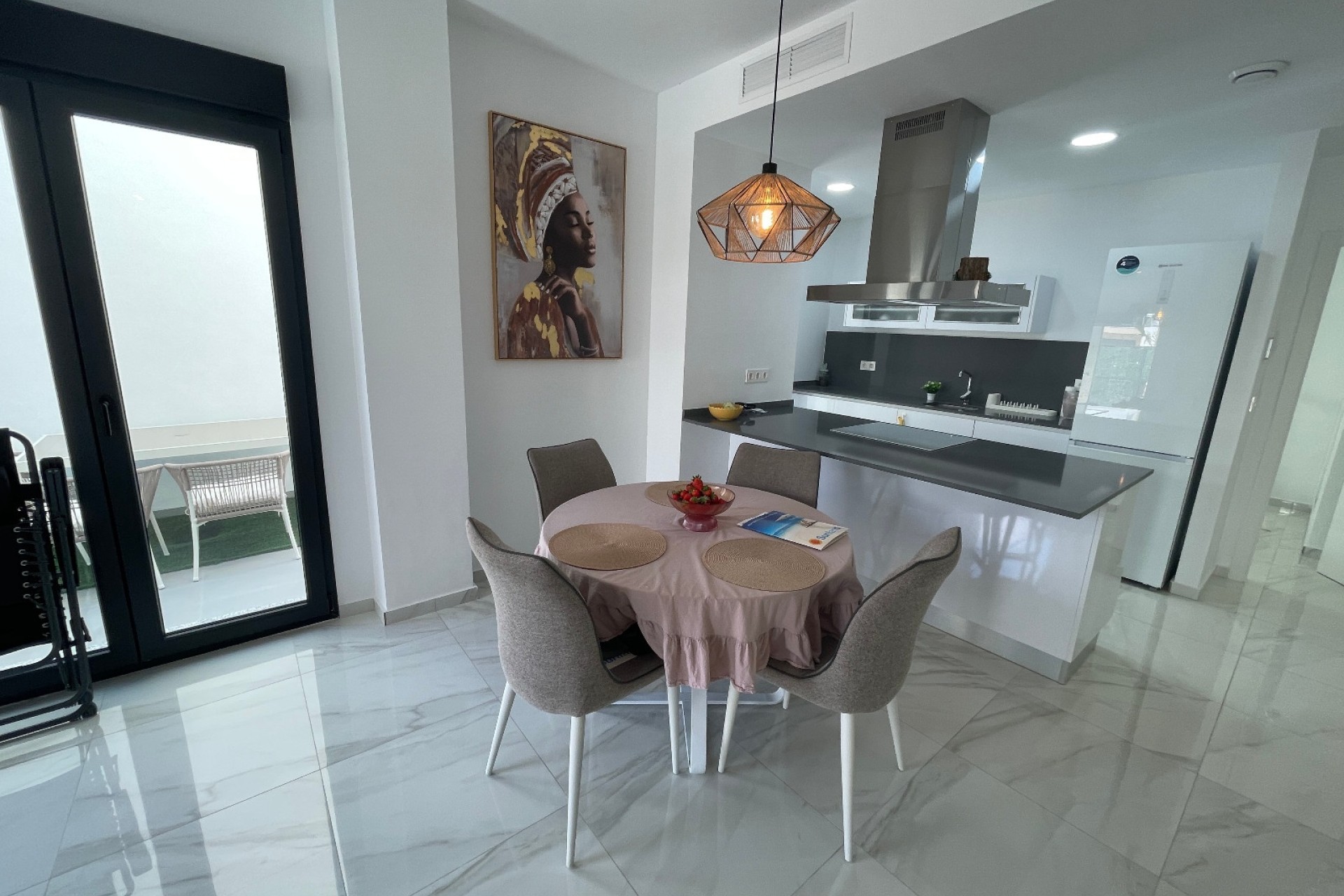 Venta - Villa adosada -
Benijofar