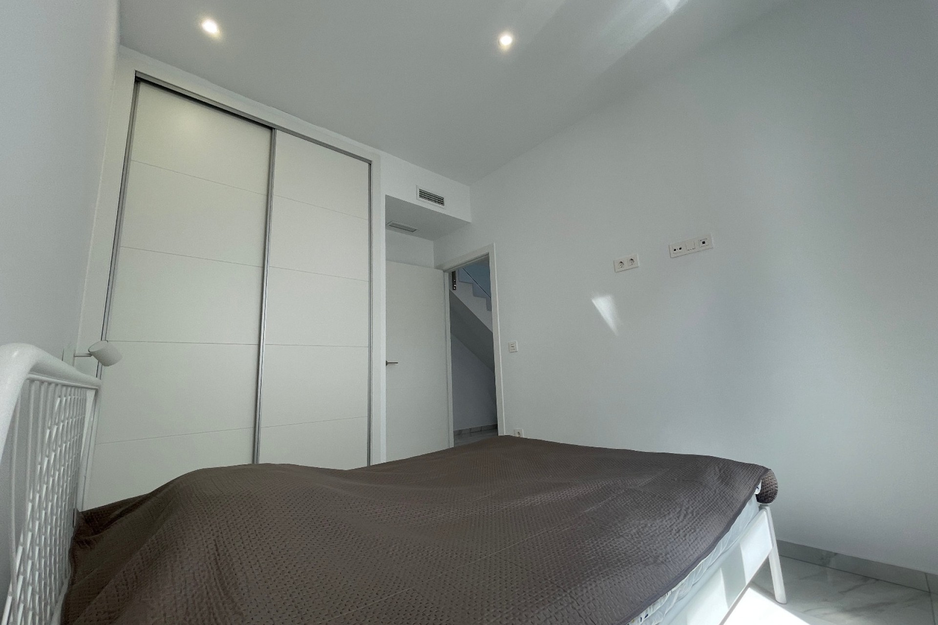 Venta - Villa adosada -
Benijofar