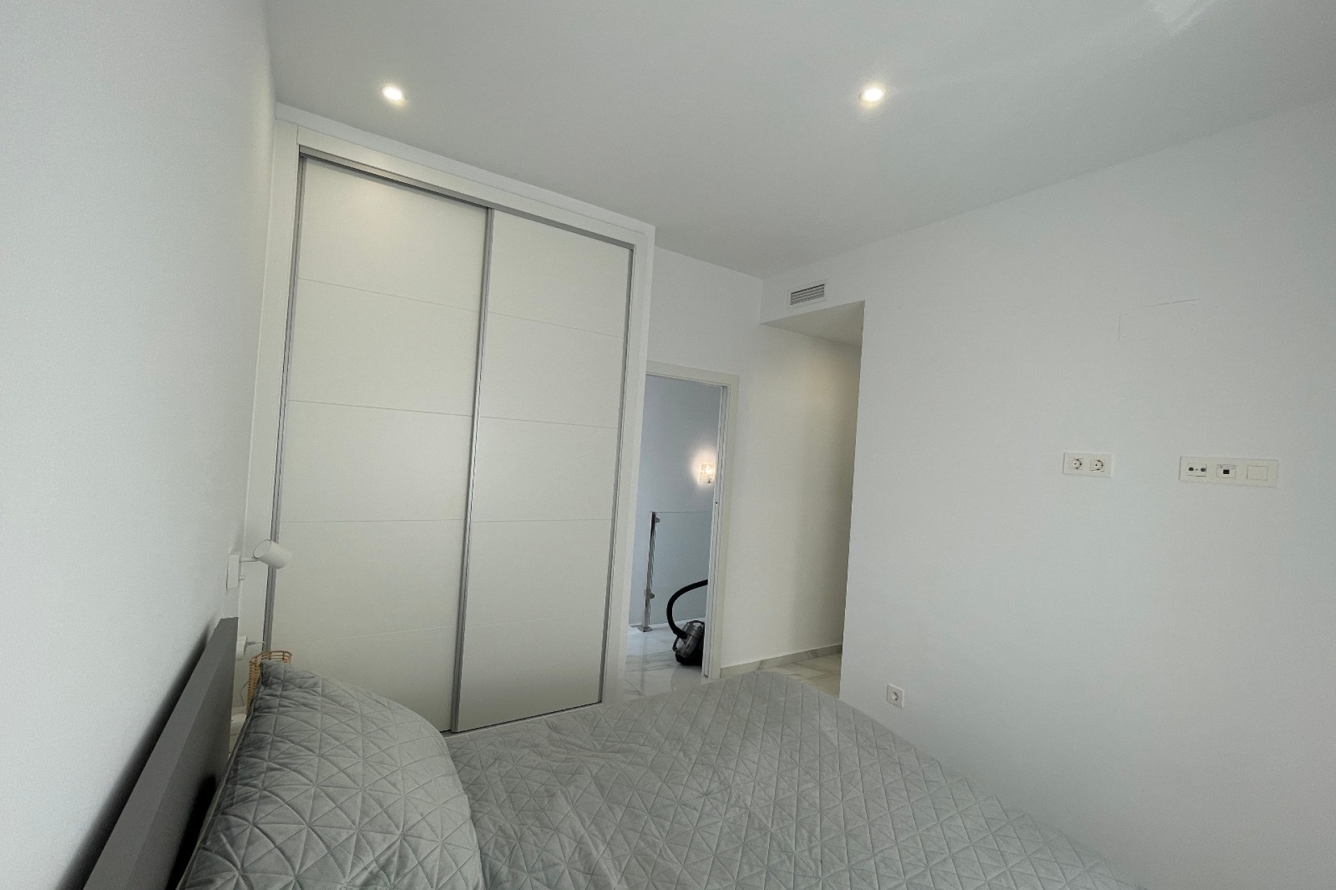 Venta - Villa adosada -
Benijofar