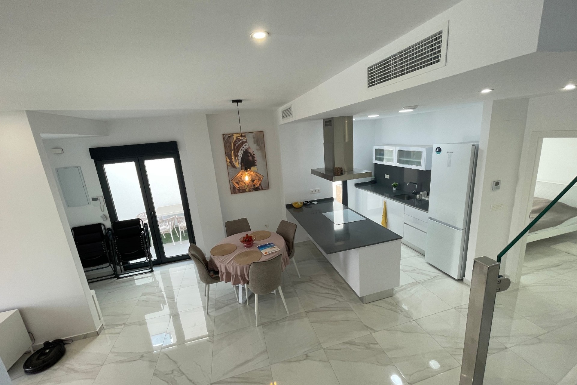 Venta - Villa adosada -
Benijofar