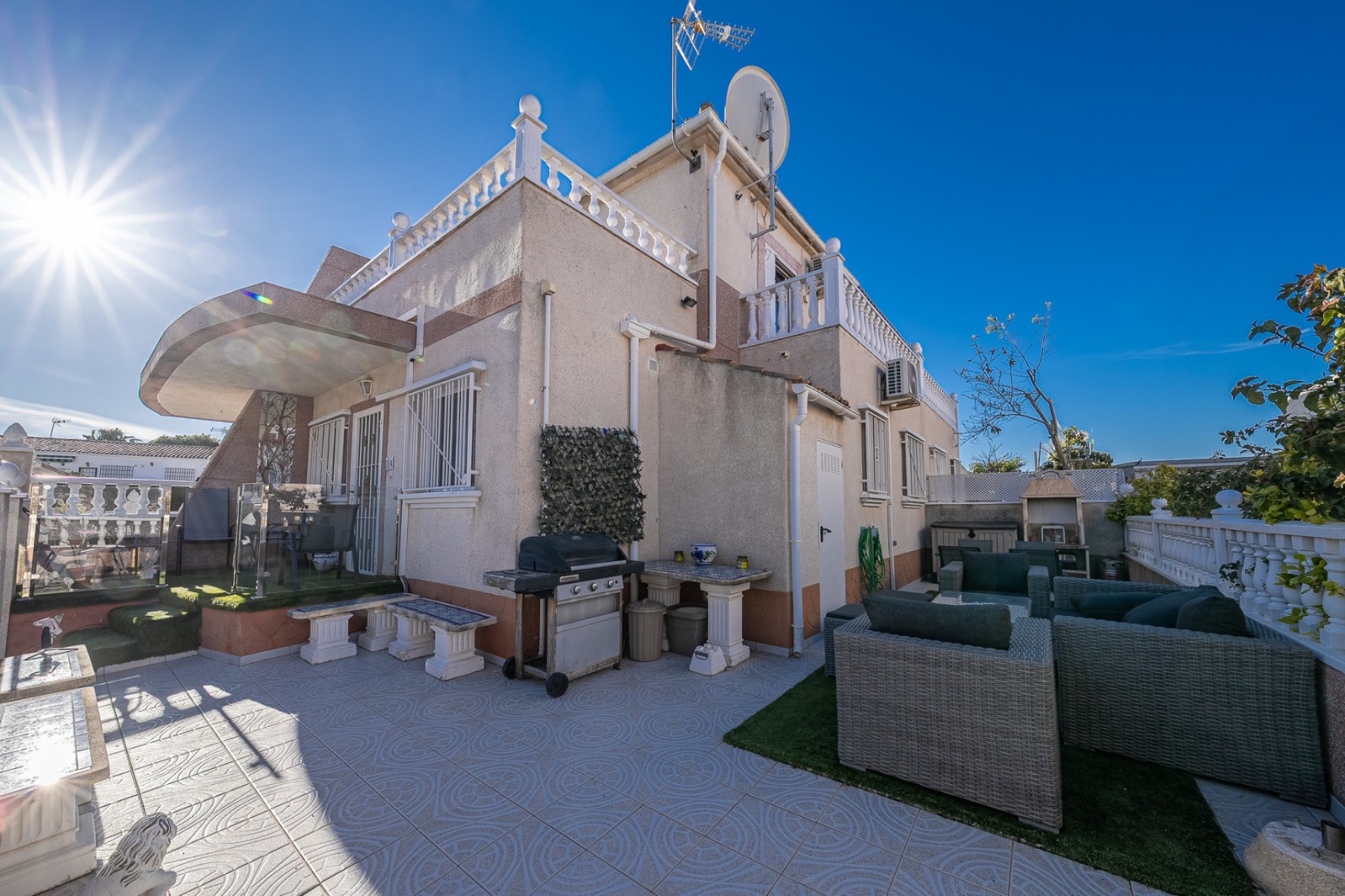 Venta - Villa adosada -
Cabo Roig - La Regia