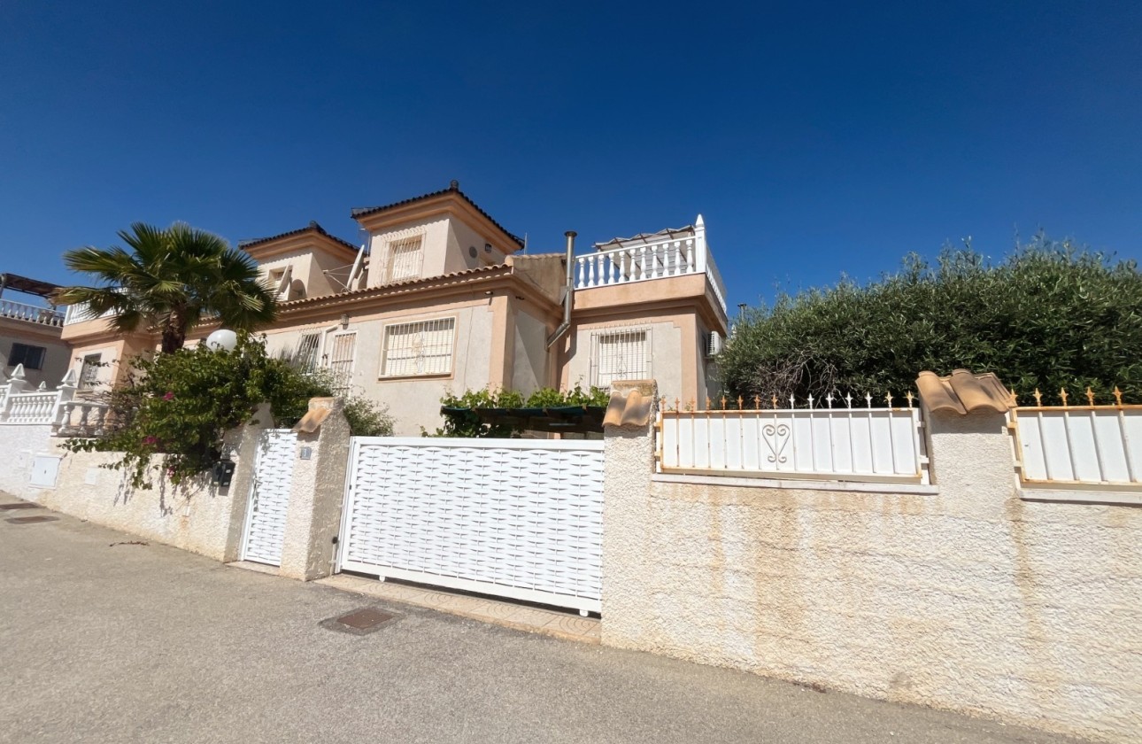 Venta - Villa adosada -
Ciudad Quesada - Rojales - Upper Golf