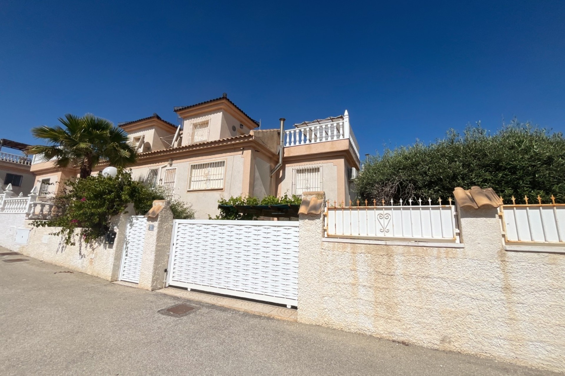 Venta - Villa adosada -
Ciudad Quesada - Rojales - Upper Golf