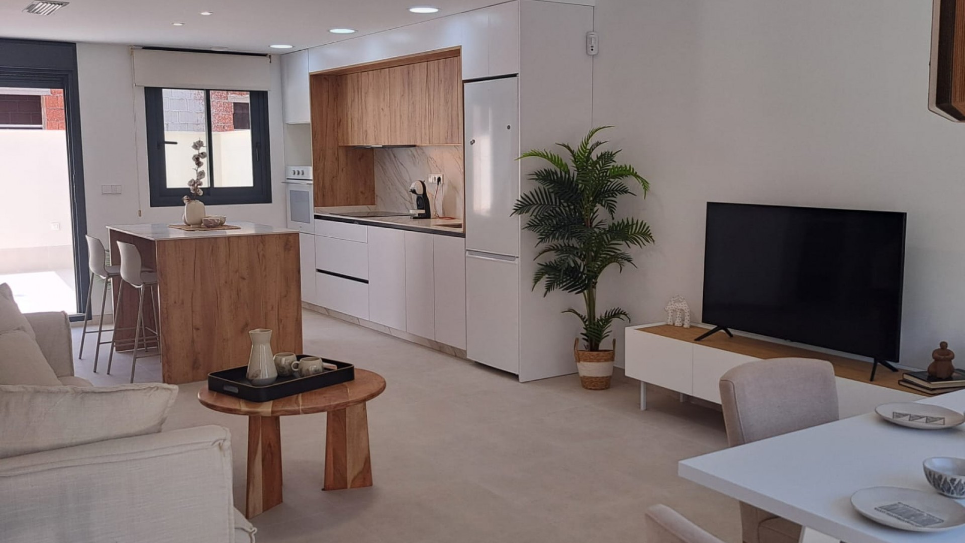 Venta - Villa adosada -
Cox