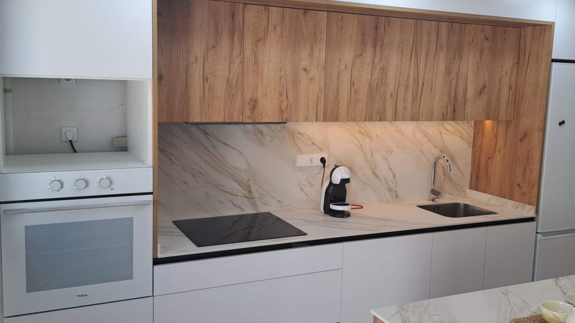 Venta - Villa adosada -
Cox