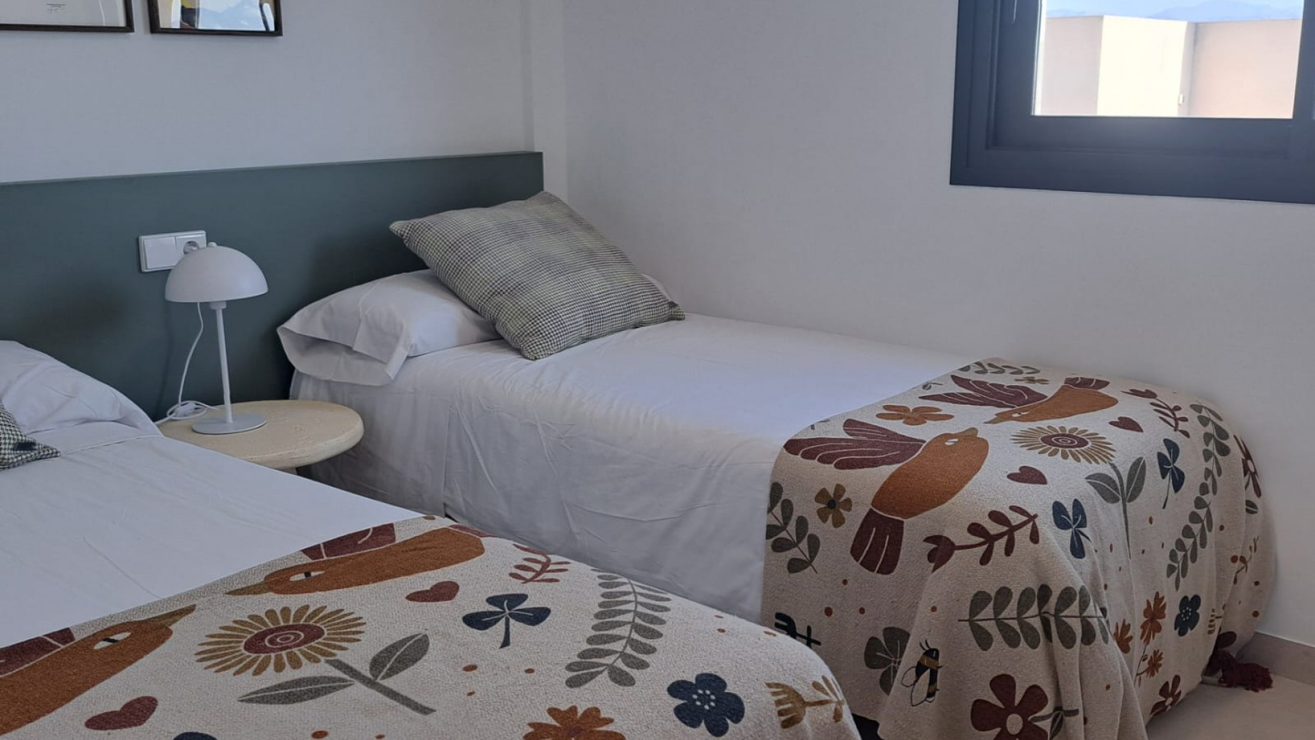 Venta - Villa adosada -
Cox