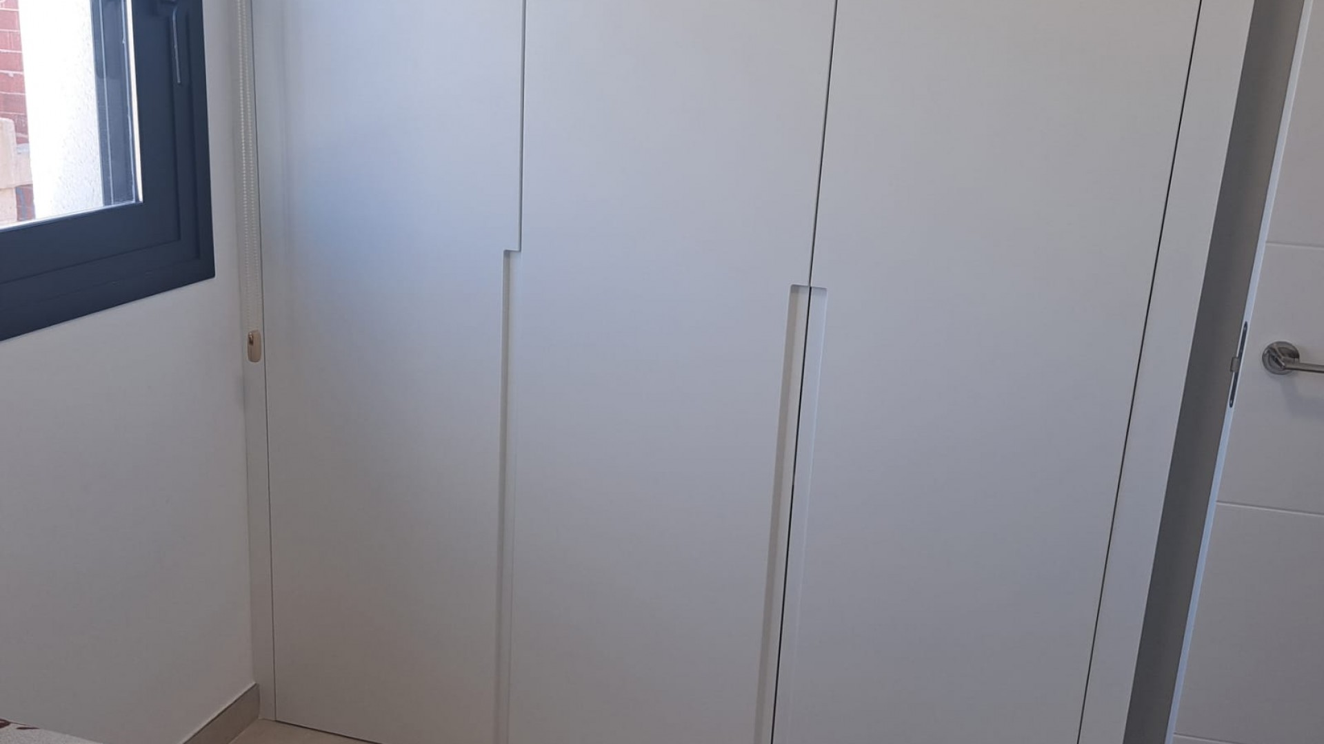 Venta - Villa adosada -
Cox