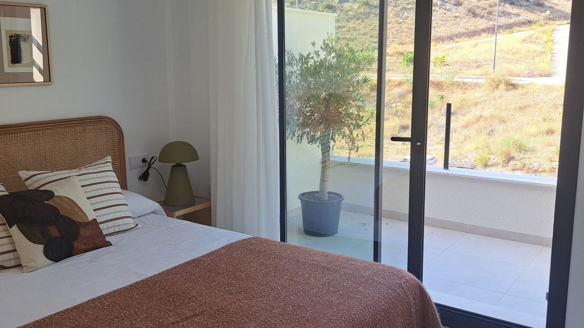 Venta - Villa adosada -
Cox