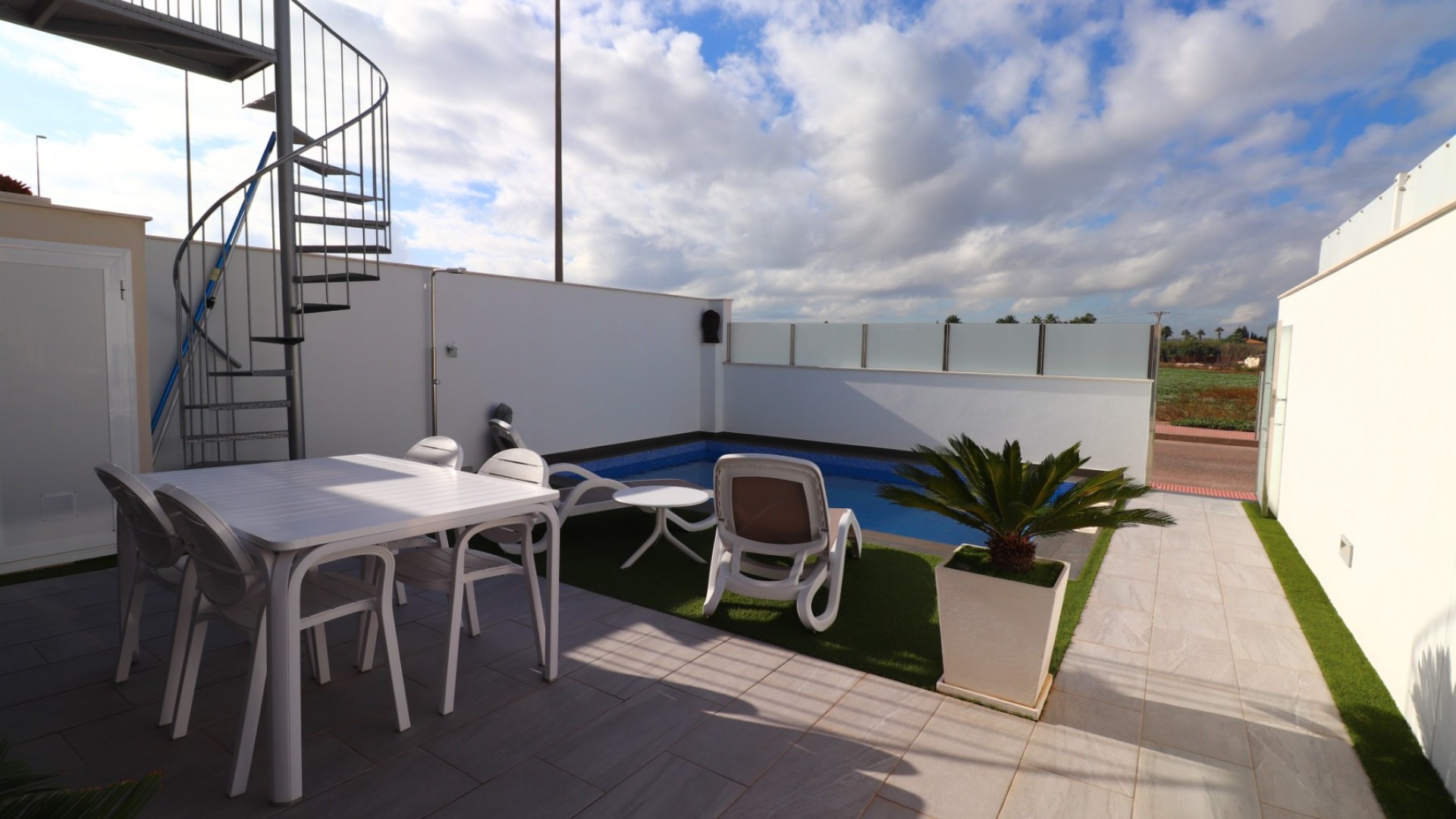 Venta - Villa adosada -
Daya Vieja - Daya Vieja - Town