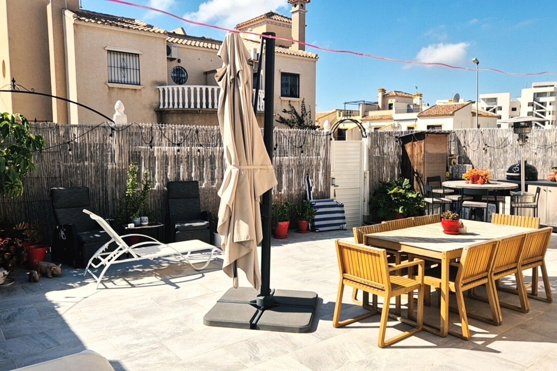 Venta - Villa adosada -
El Galan - Inland