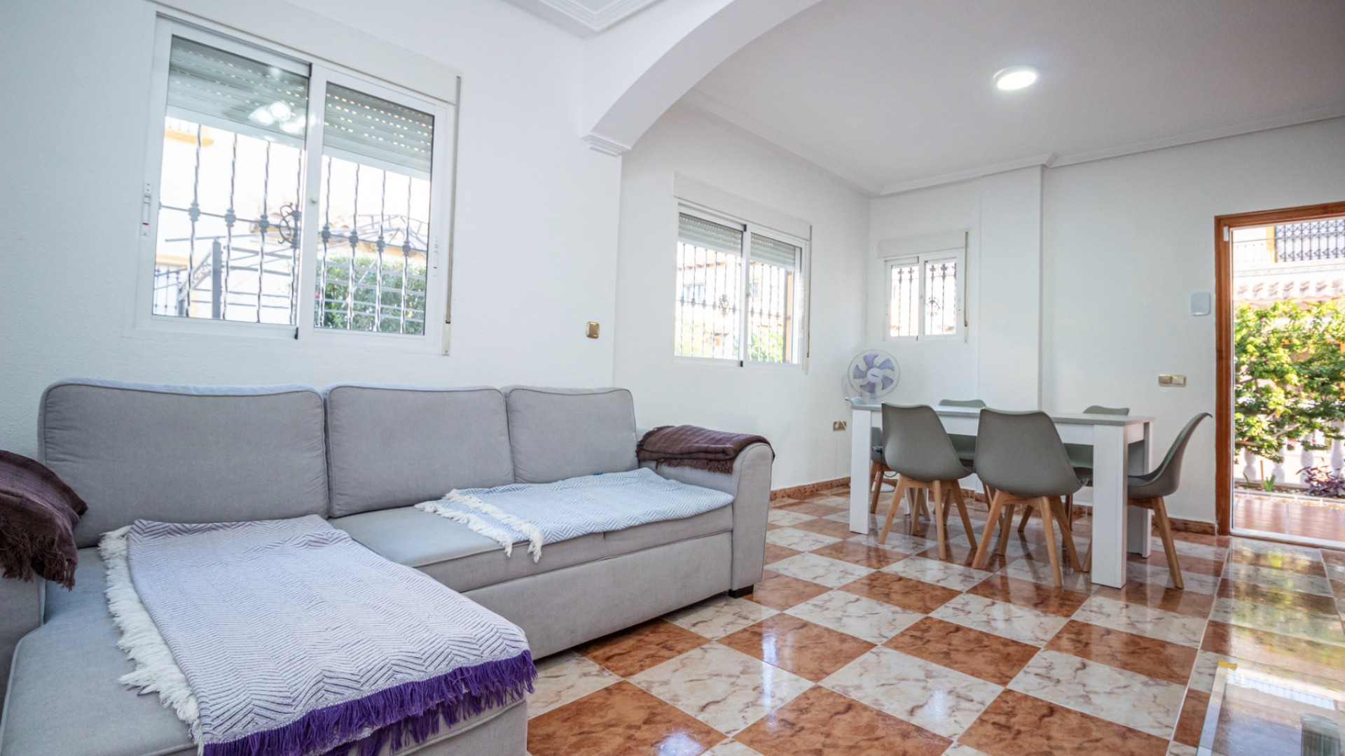 Venta - Villa adosada -
La Zenia - Villas San Jose