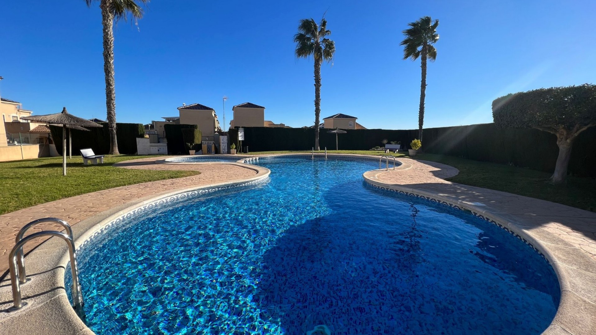 Venta - Villa adosada -
Los Altos