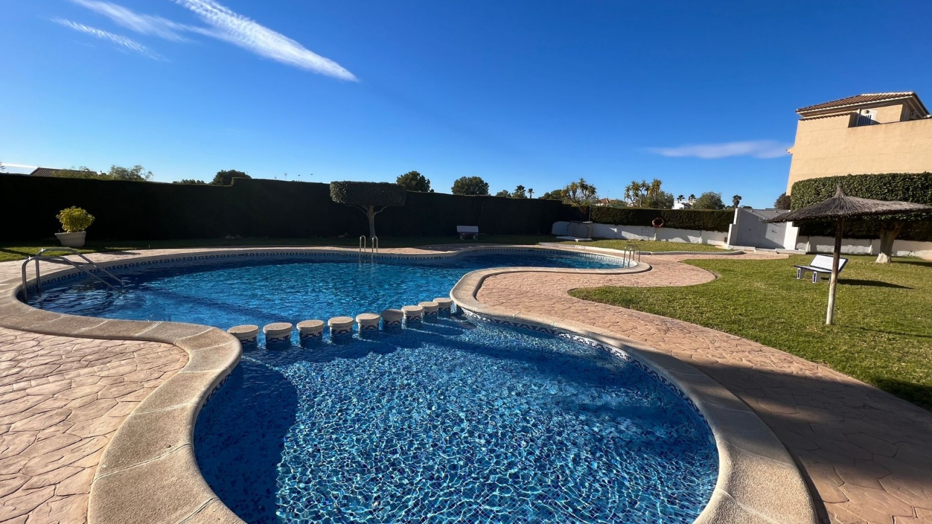 Venta - Villa adosada -
Los Altos