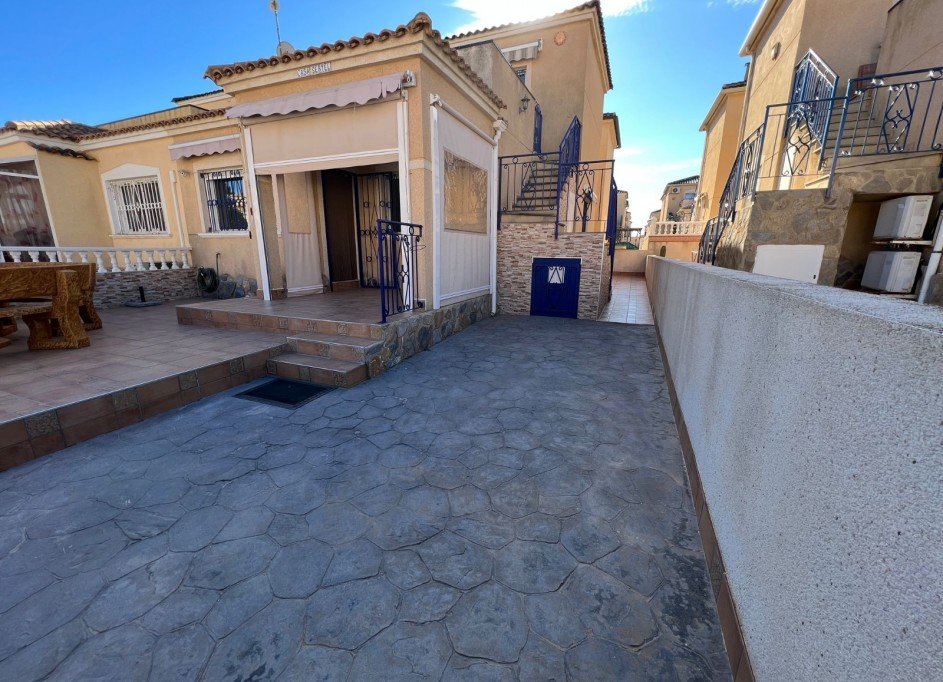 Venta - Villa adosada -
Los Altos