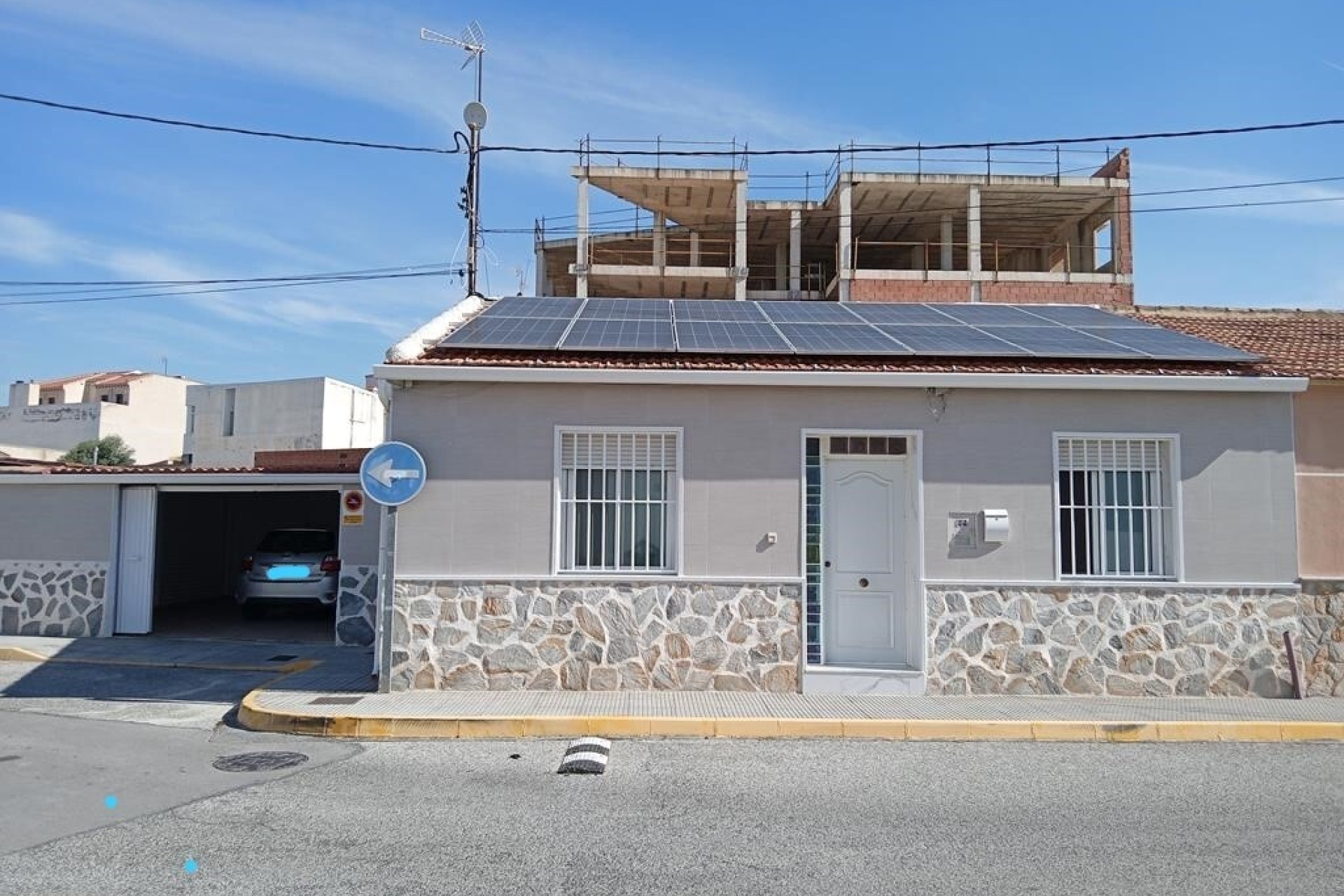 Venta - Villa adosada -
Los Montesinos - PUEBLO CENTRO