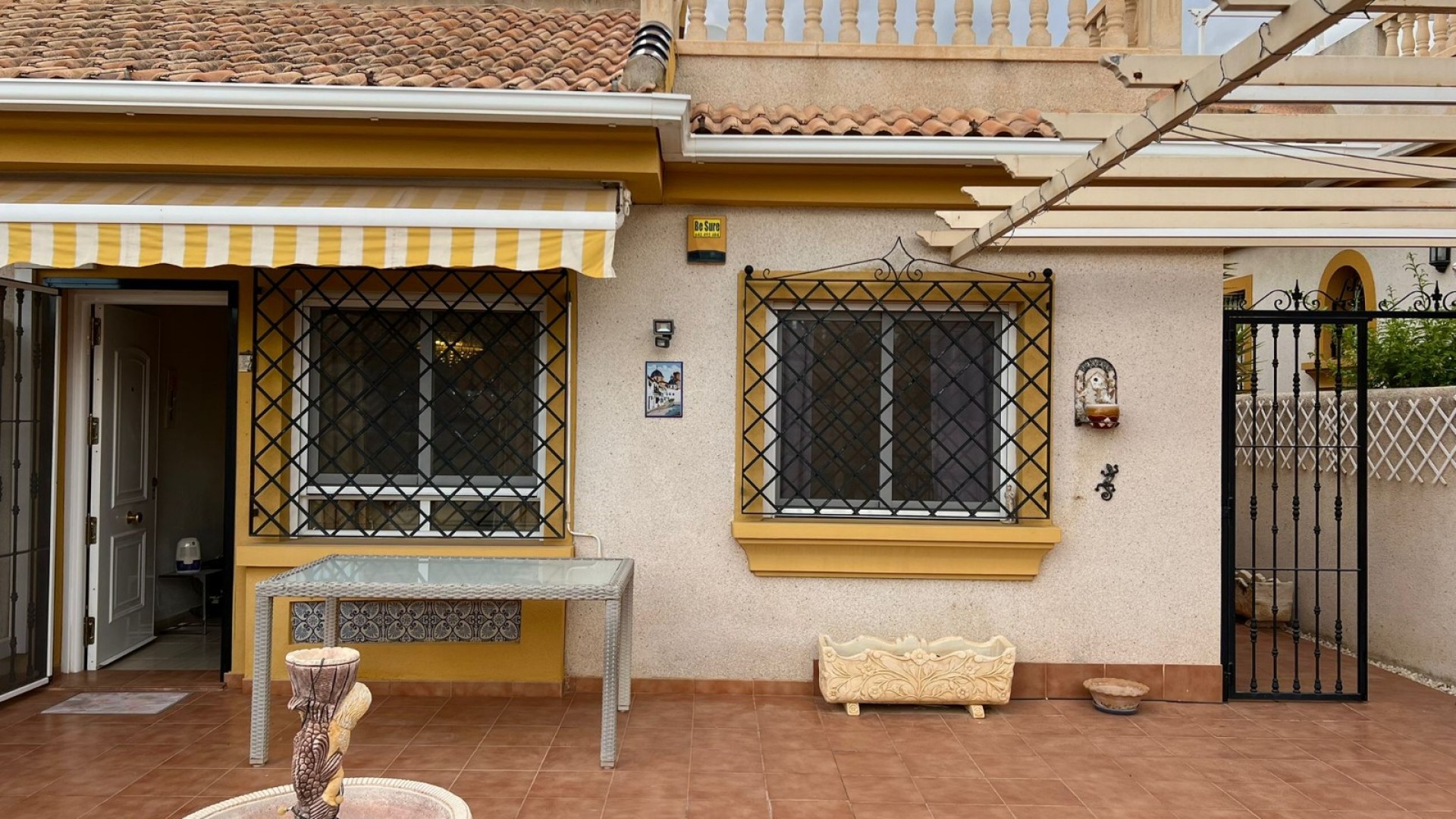 Venta - Villa adosada -
Los Montesinos - Urbanizacion montesol