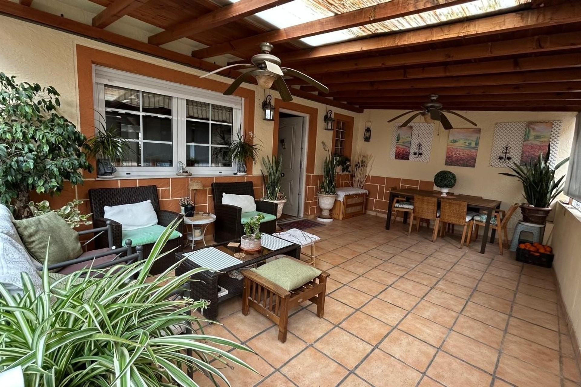 Venta - Villa adosada -
Los Montesinos