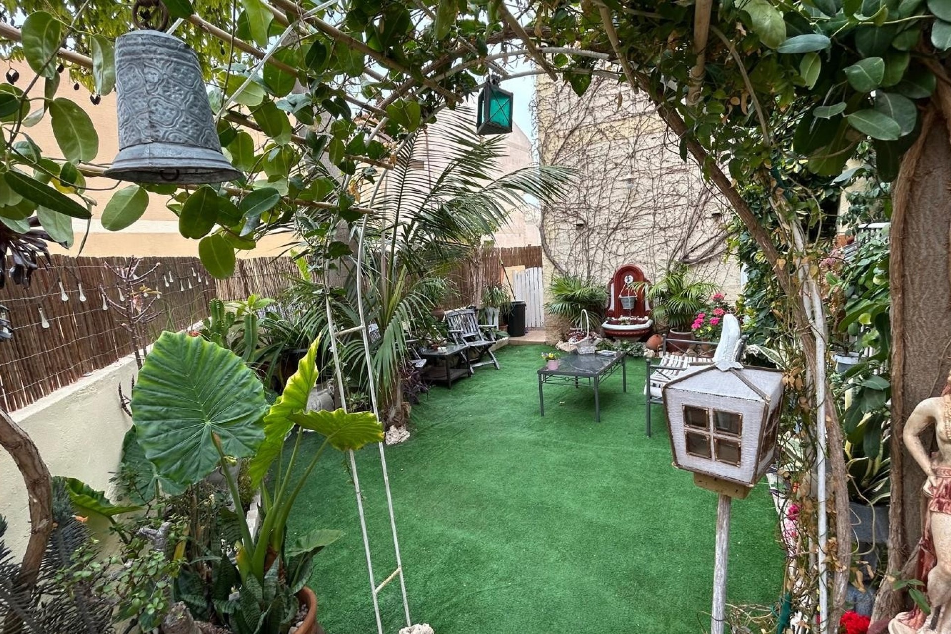 Venta - Villa adosada -
Los Montesinos