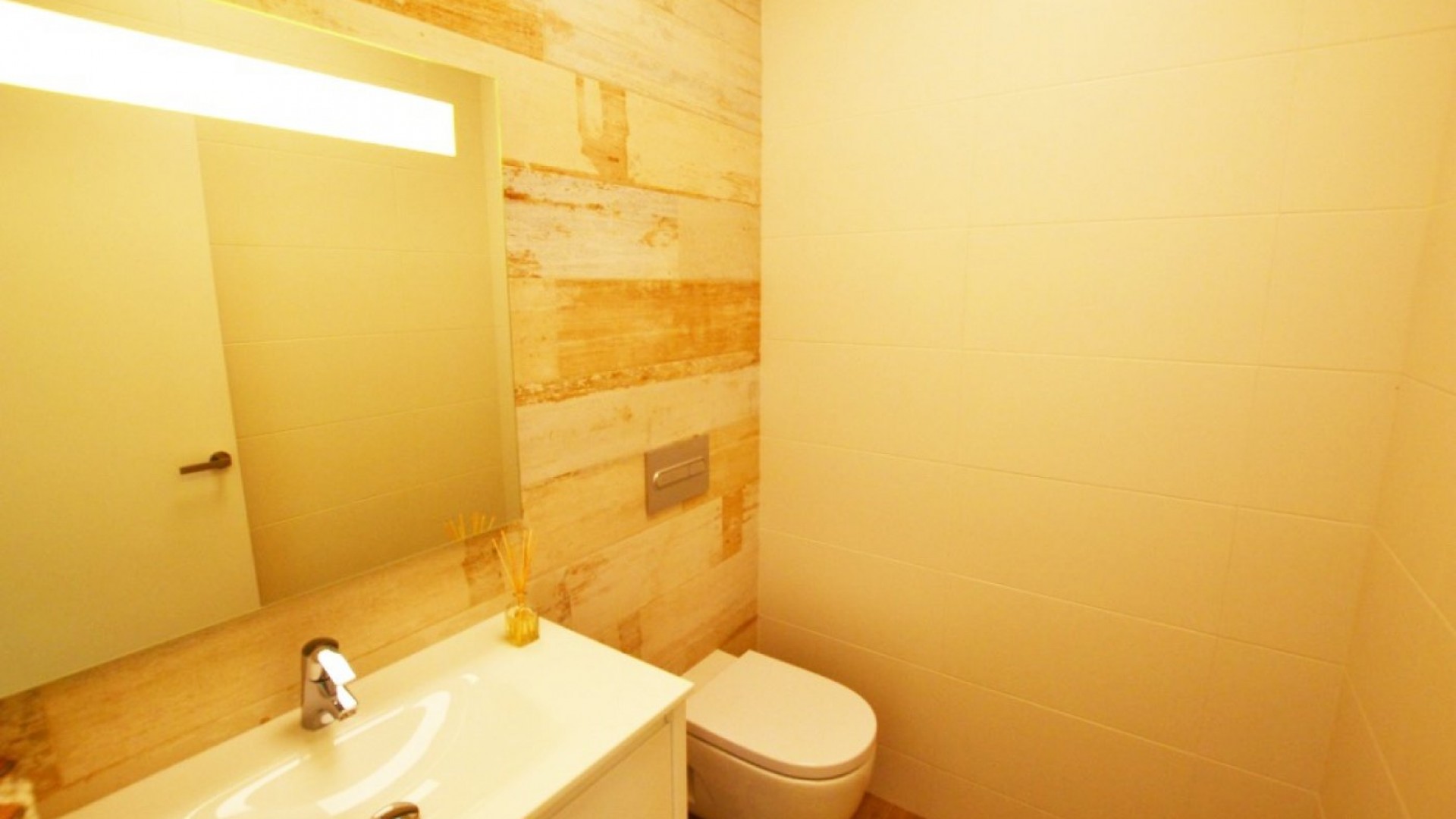 Venta - Villa adosada -
Orihuela Costa - Las Colinas Golf