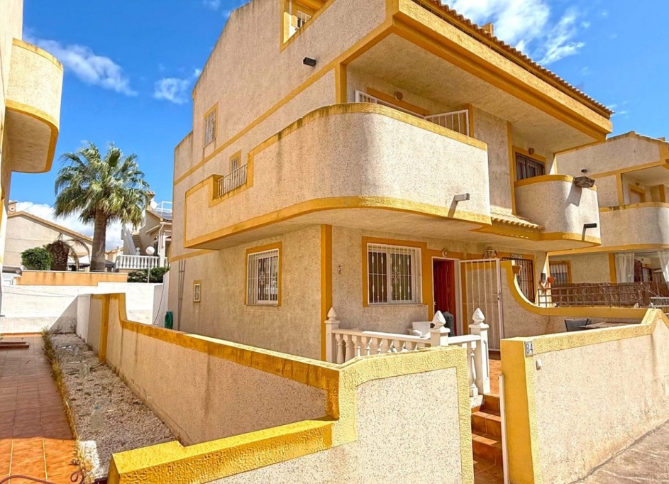 Venta - Villa adosada -
Orihuela Costa - Los Altos