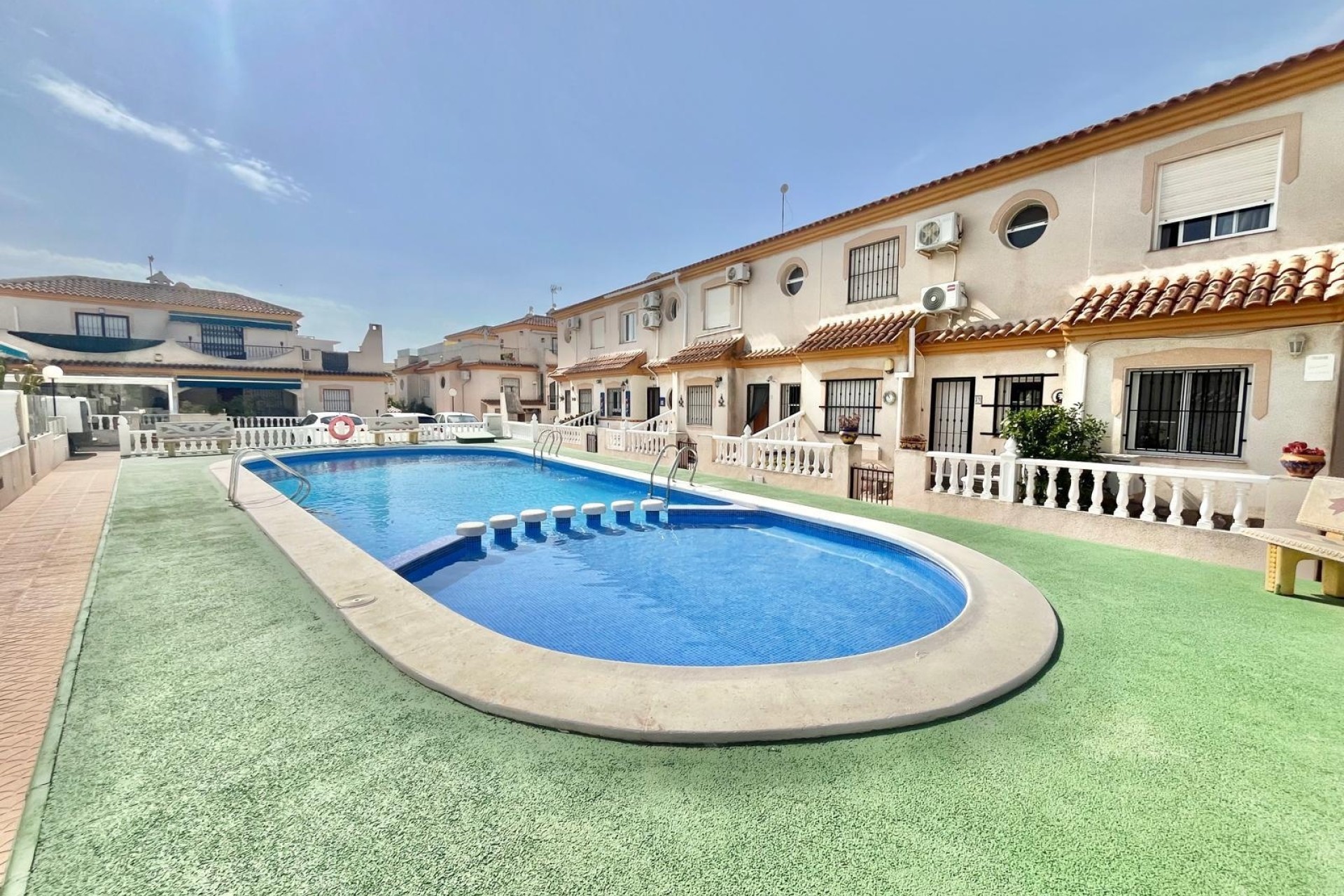 Venta - Villa adosada -
Orihuela Costa - Playa Flamenca
