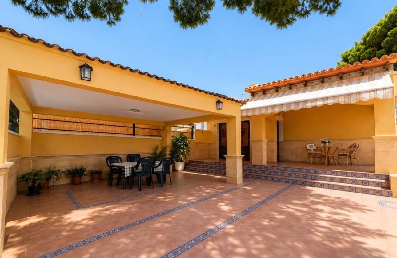 Venta - Villa adosada -
Orihuela Costa - Punta Prima
