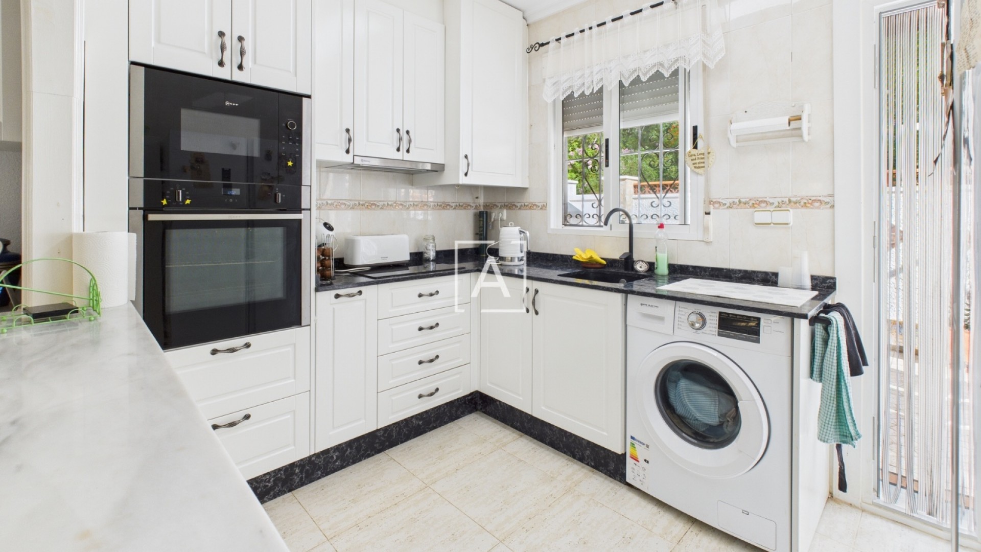 Venta - Villa adosada -
Pinar de Campoverde