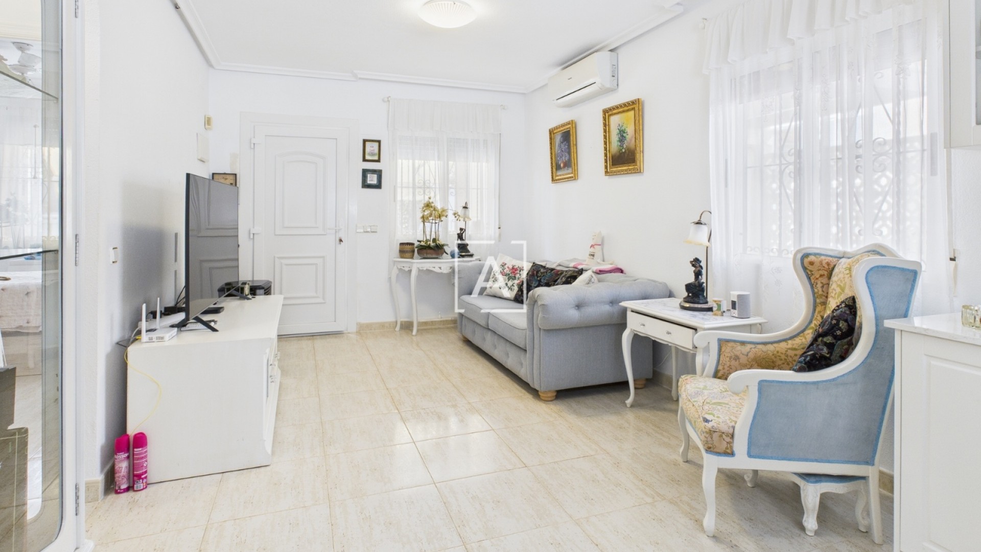 Venta - Villa adosada -
Pinar de Campoverde