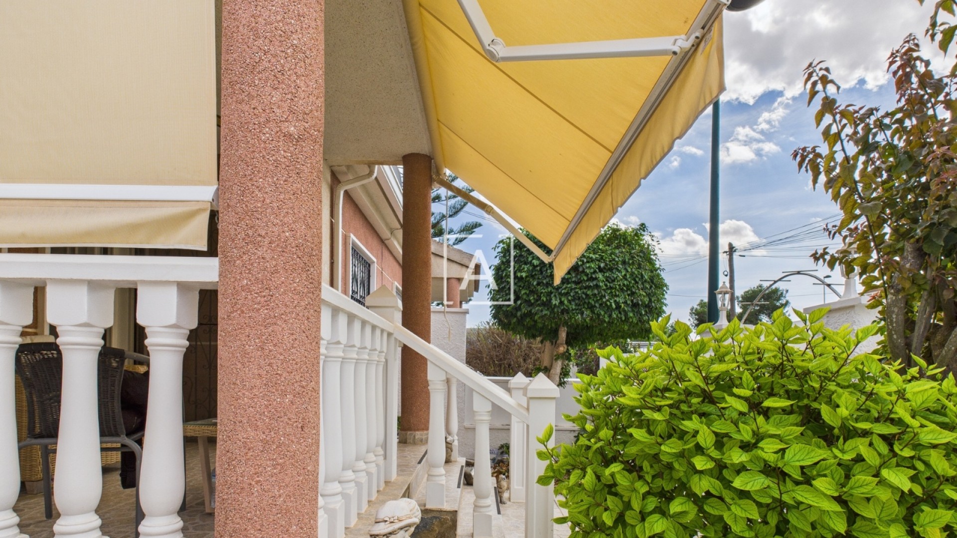 Venta - Villa adosada -
Pinar de Campoverde