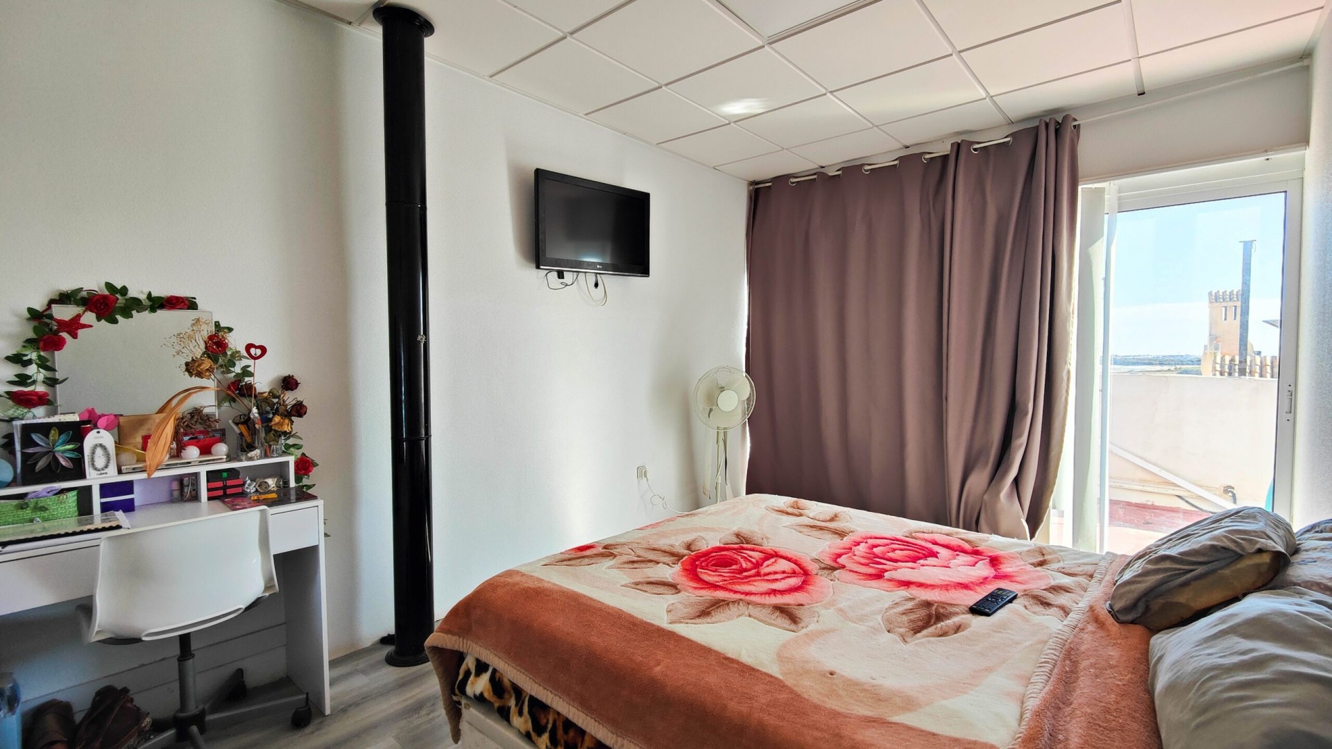 Venta - Villa adosada -
San Miguel de Salinas