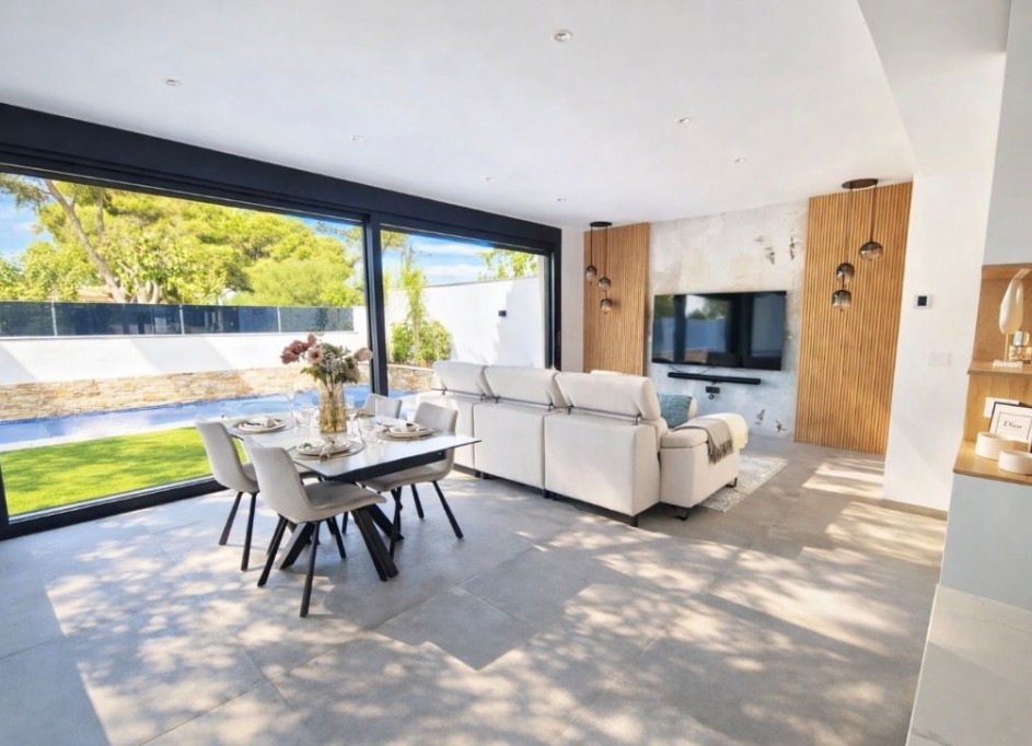 Venta - Villa adosada -
Santiago de La Ribera - Santiago de La Ribera - Town