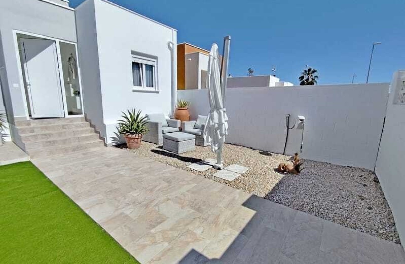 Venta - Villa adosada -
Sierra Golf - Costa Calida