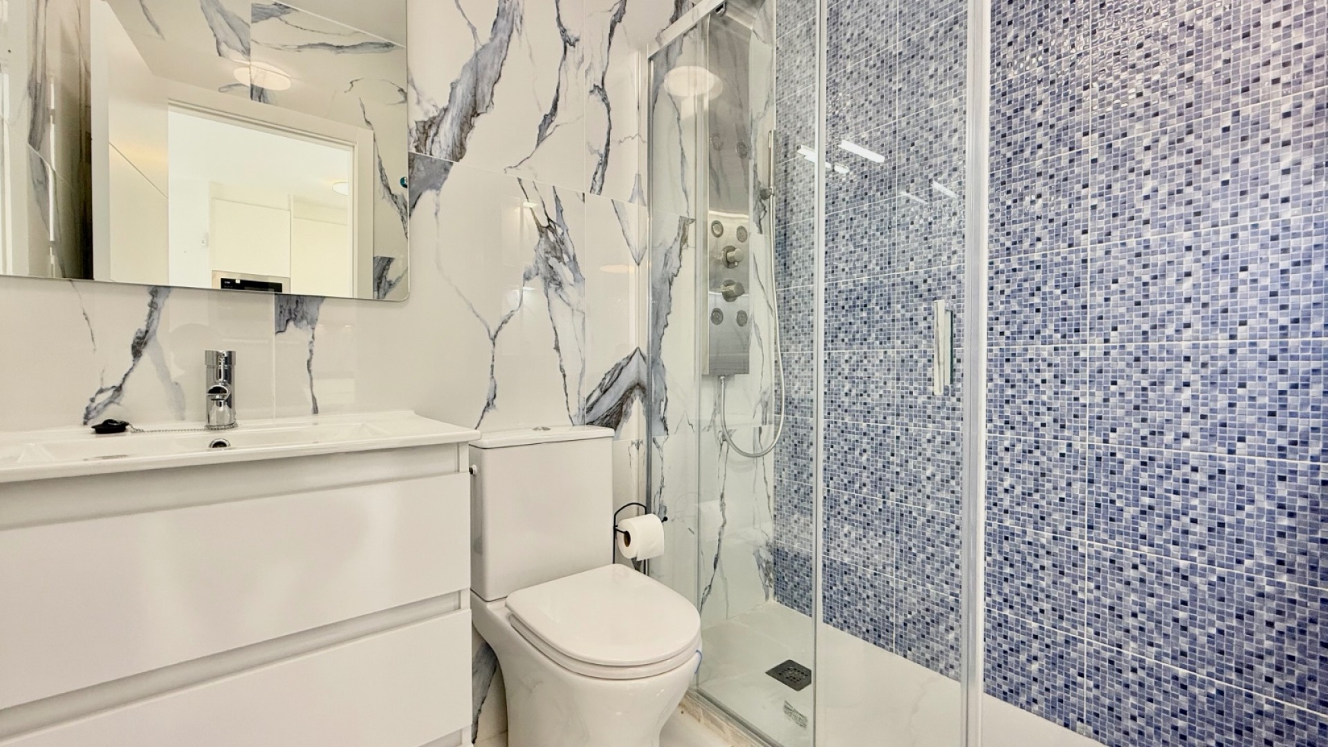 Venta - Villa adosada -
Torrevieja - El chaparral