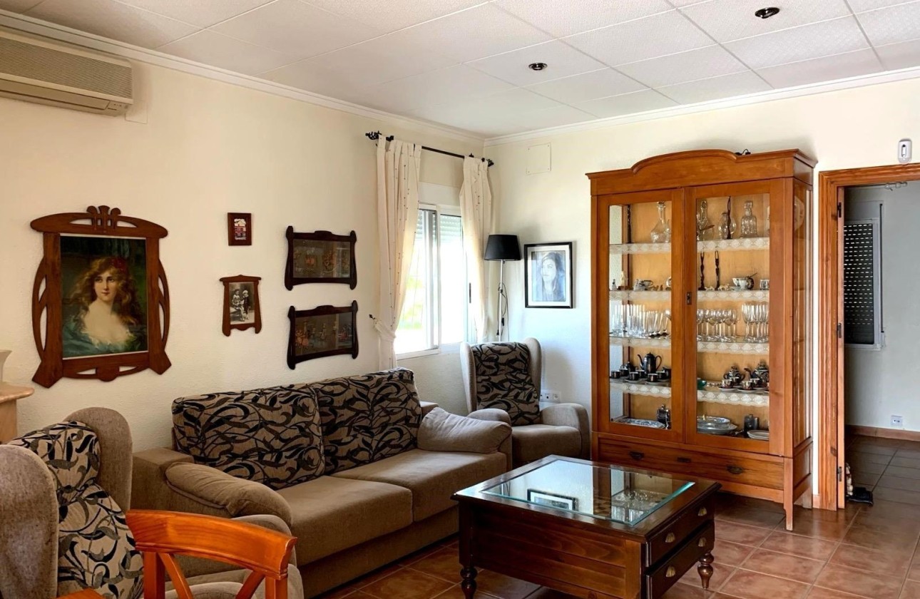 Venta - Villa adosada -
Torrevieja - La Siesta