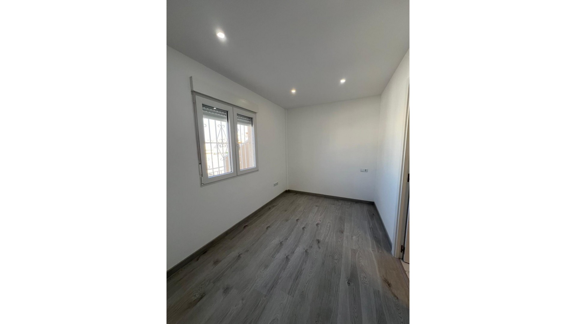 Venta - Villa adosada -
Torrevieja - Torreblanca