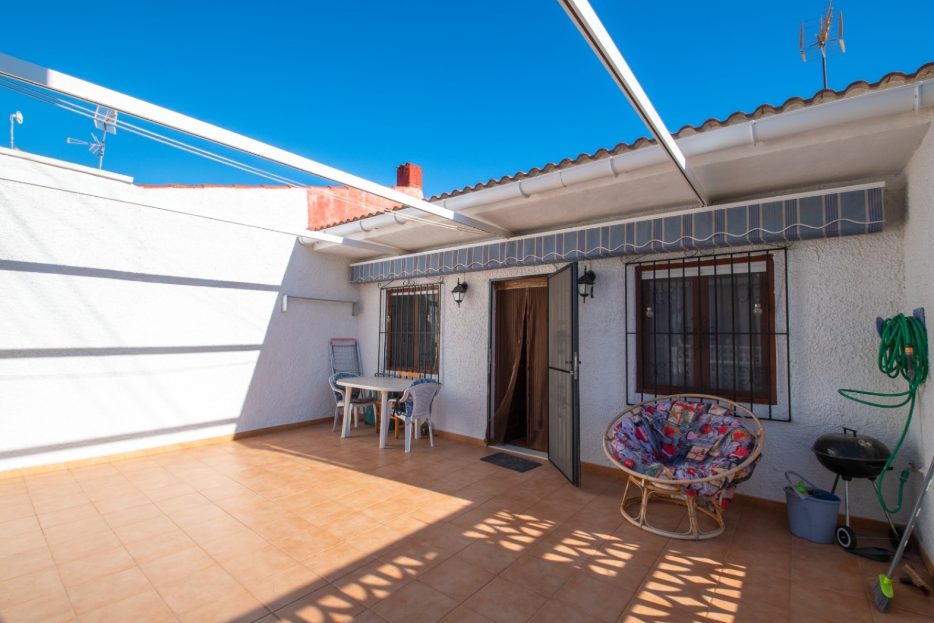 Venta - Villa adosada -
Torrevieja - Torretas
