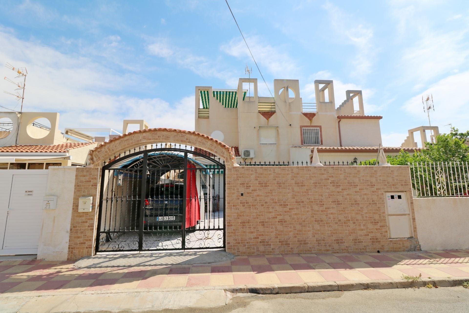 Venta - Villa adosada -
Torrevieja - Torretas