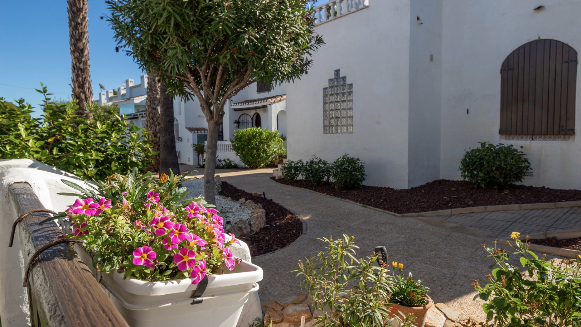 Venta - Villa adosada -
Villamartín - Fortuna