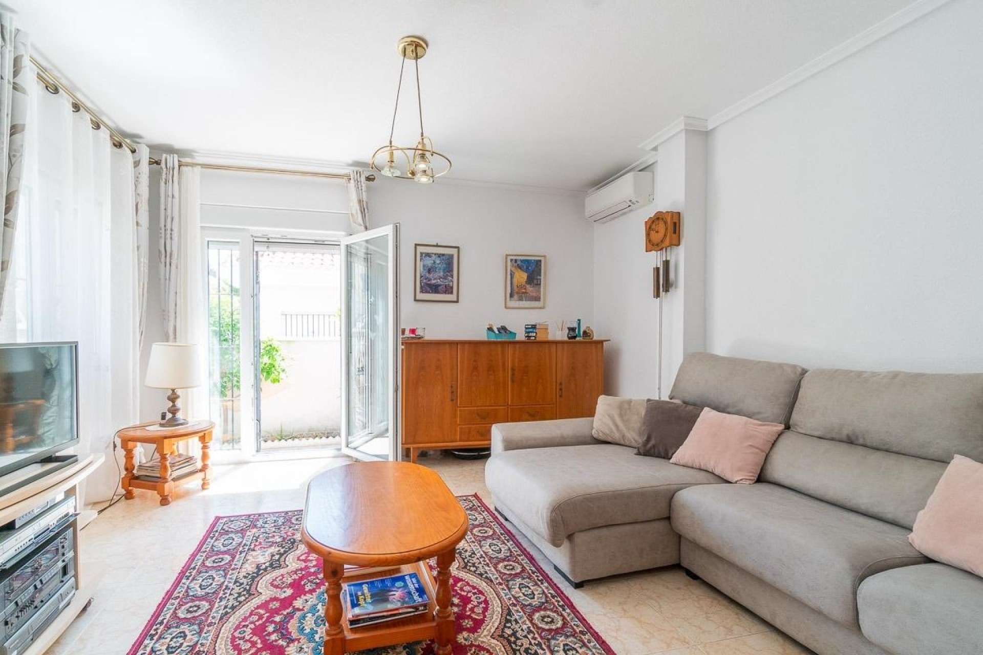 Venta - Villa -
Orihuela Costa - Playa Flamenca