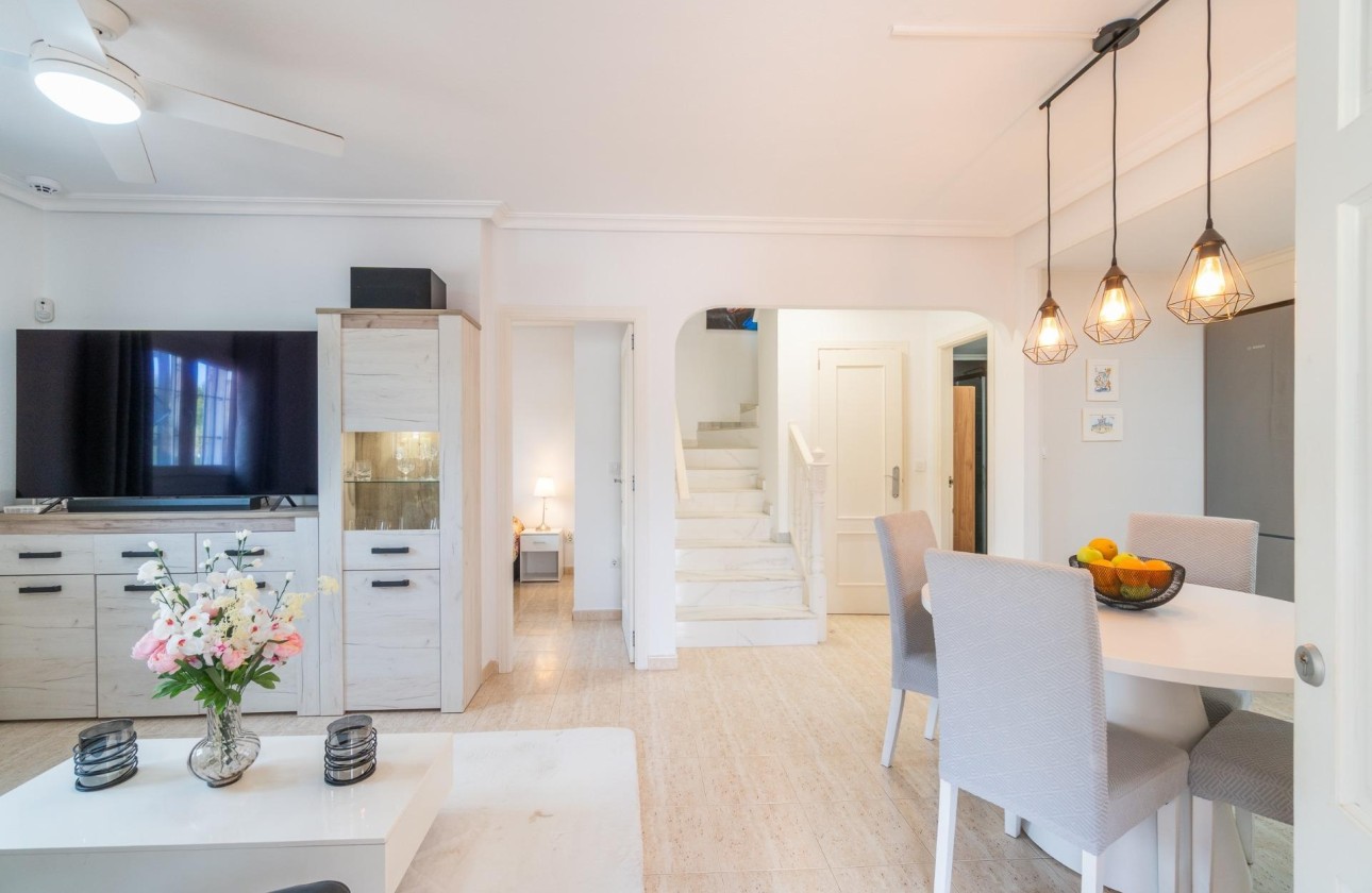 Venta - Villa -
Orihuela Costa - Zeniamar-Horizonte-La Campana