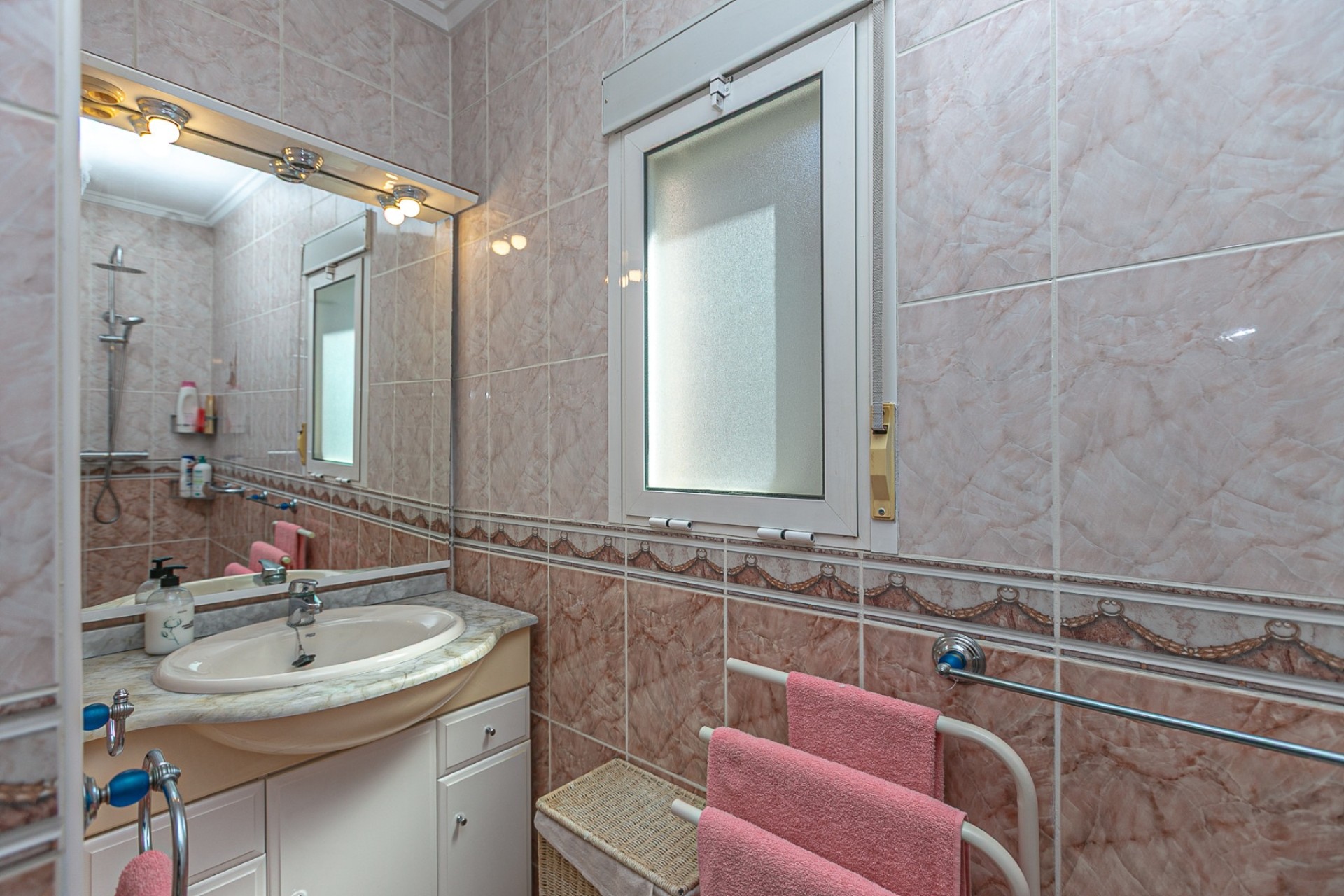Venta - Villa Semi Adosado -
Los Balcones - Los Altos del Edén - Los Balcones