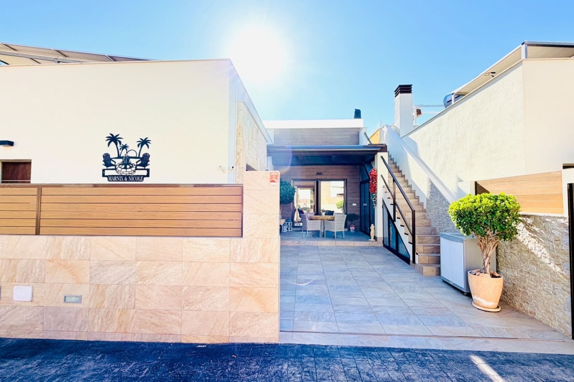 Venta - Villa Semi Adosado -
Los Montesinos - La Herada