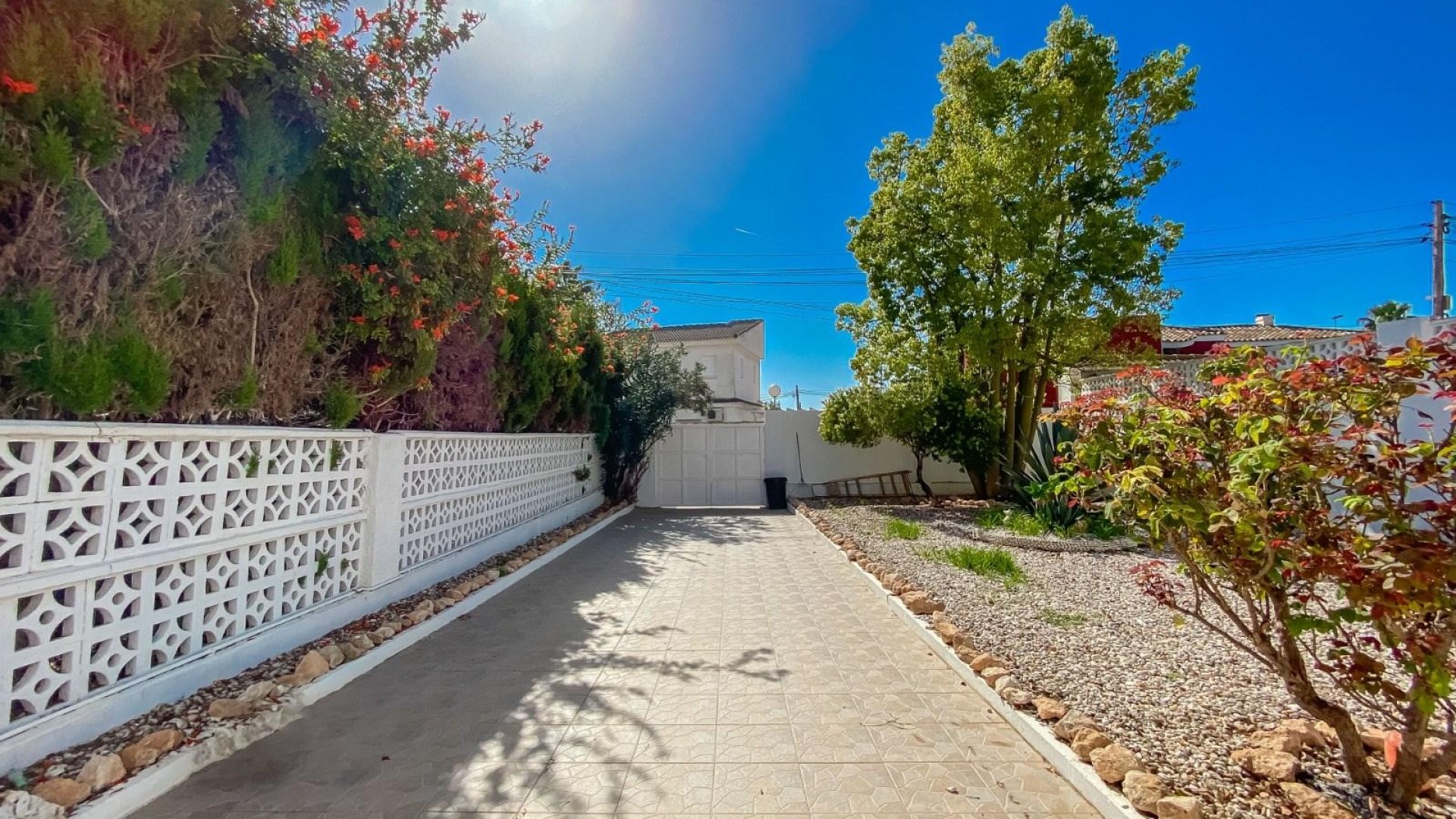 Venta - Villa -
Torrevieja - Aguas Nuevas