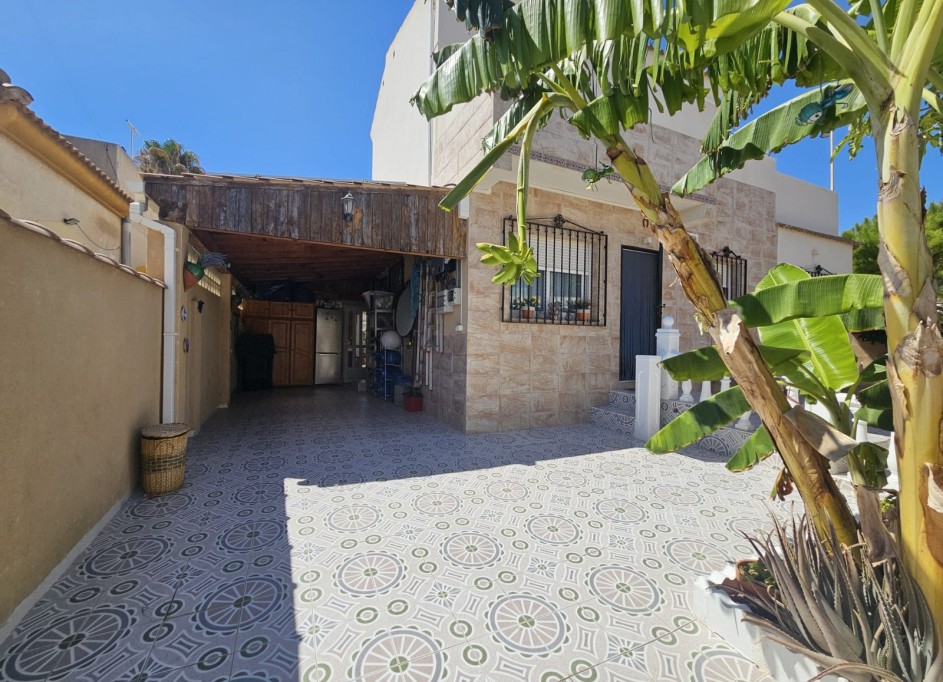 Venta - Villa -
Torrevieja - Torre la mata