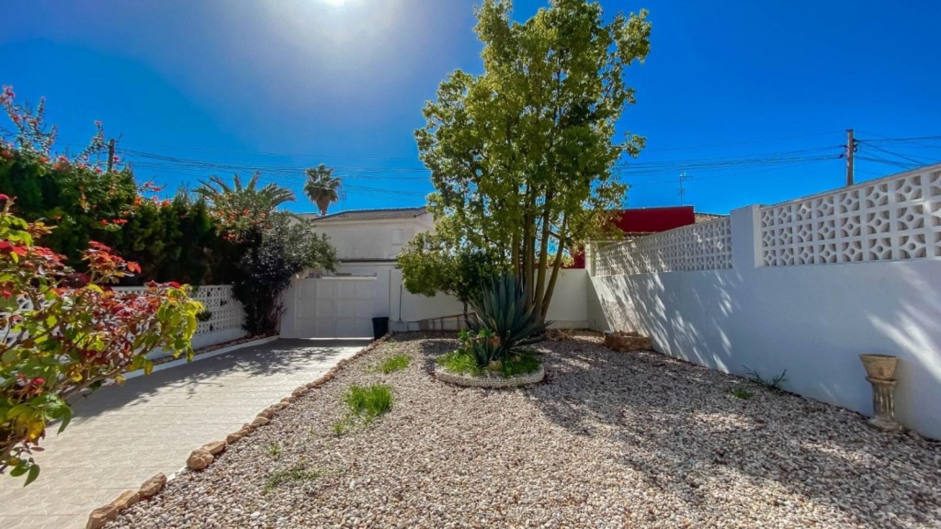 Venta - Villa -
Torrevieja