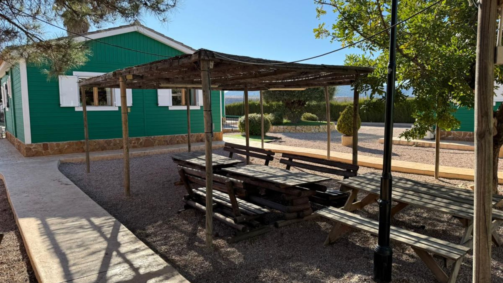 Videresalg -  -
Aledo