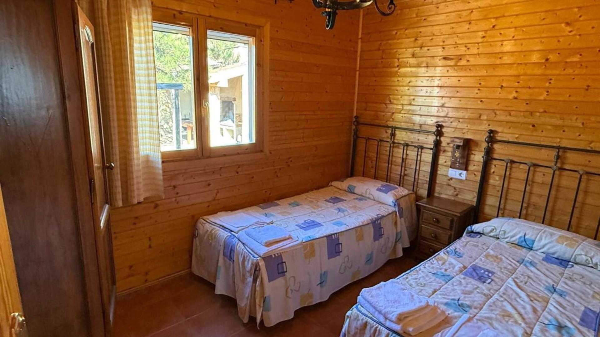 Videresalg -  -
Aledo