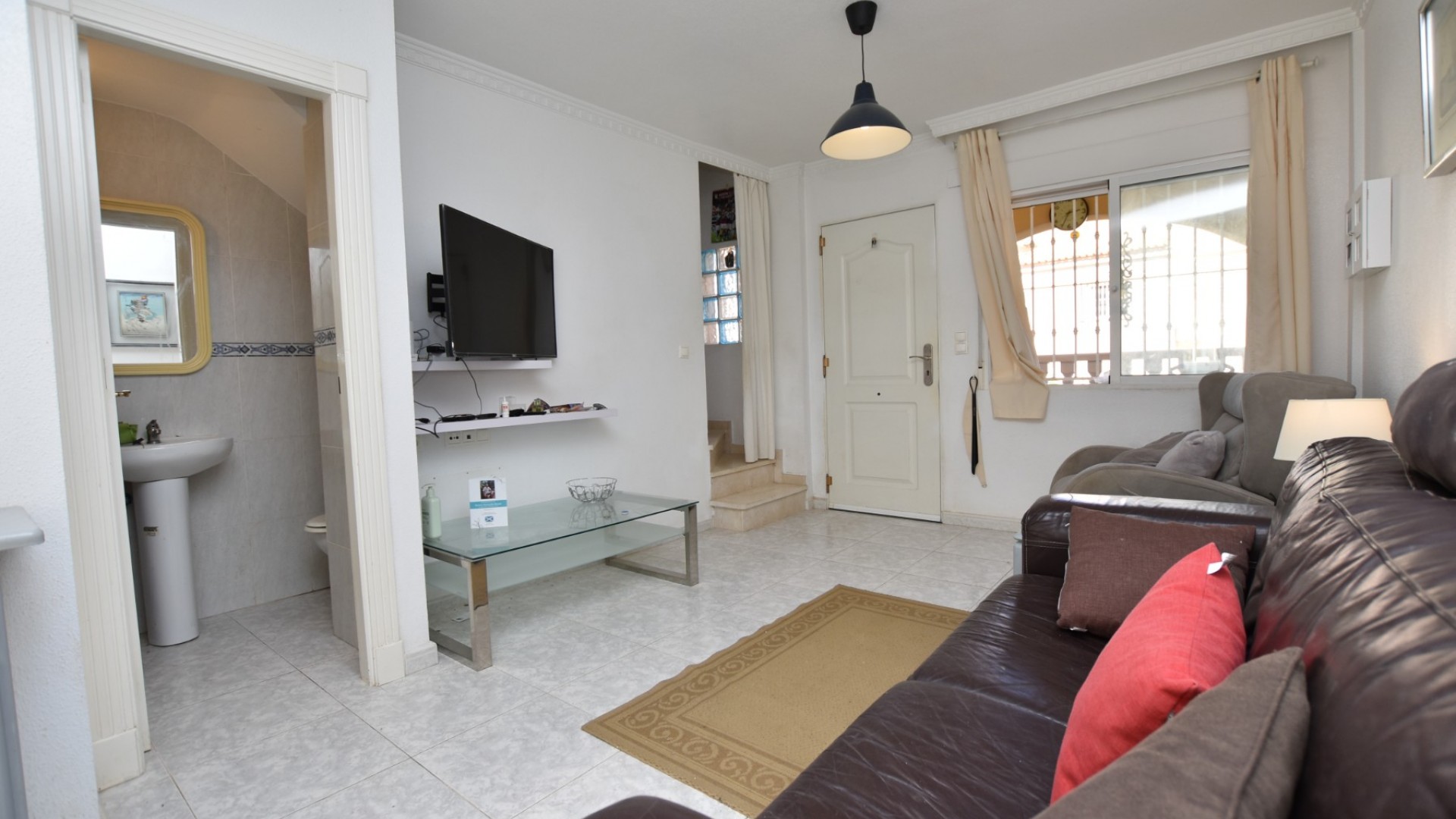 Videresalg - Byhus -
Algorfa - Montemar